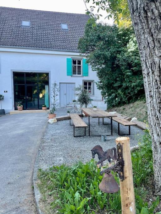 Zauberhafte Ferienscheune Im Hofgut Alte Oelmuehle Engen Esterno foto